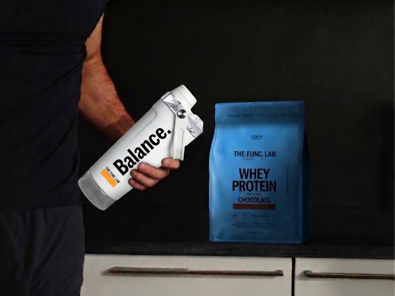 Exclusive Shaker Bottle – White – Balance (Limited Drop)